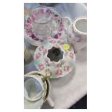Vintage Cups, Teacups, Saucers, Etc