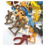 Vintage Army Men & Western Cowboy Figures Toy Lot