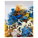 Vintage Army Men & Western Cowboy Figures Toy Lot