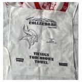 Vintage Minnesota Twins Homer Hankies & Minnesota Vikings Touchdown Towel Lot