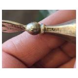 101-grams (total) Sterling Silver Corn on the Cob Holders (x1), Candle Damper (x1), Bird themed Peppers (x2)