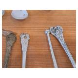 Lot of (13) 169-grams (total) Silverplated Souvenir Spoons