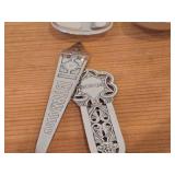 Lot of (8) 204-grams (total) 40G Silverplated Souvenir Spoons