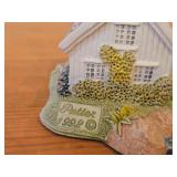 Hand Sculpted and Hand-painted Cottage Figurine Set of 3 - Sorlandshus by Petter - Lillesand Design (1992) (Lilliesand Norway)