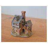 Hand Made and Hand Painted Collectible House by John Hine Ltd The Bakehouse by David Winter (1983) (Hampshire Great Britain)