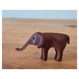 Elephant theme Leather Figurine by Deru