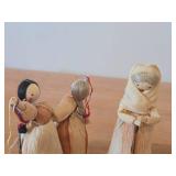 Lot of (4) Vintage Folk Art theme Authentic Hand Made Corn Husk Dolls