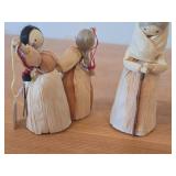 Lot of (4) Vintage Folk Art theme Authentic Hand Made Corn Husk Dolls