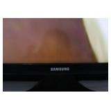 Samsung 40-Inch Flat-Screen TV with Curved Stand