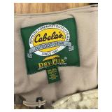 Cabela’s dry plus insulated bibs and jacket.size 3xl