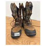 Muck Whitetail 800 10" waterproof insulated hunting boots.