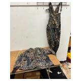 2XL camo jacket and bibs