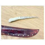 Fixed blade with sheath