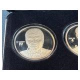 The Highland Mint Bobby Orr & Ray Bourque 1 oz .999 Fine Silver Proof Coin Set