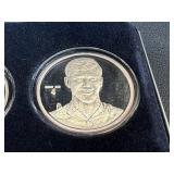 The Highland Mint Bobby Orr & Ray Bourque 1 oz .999 Fine Silver Proof Coin Set