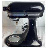 Black KitchenAid Artisan Series 5 Quart Tilt Head Stand Mixer KSM150