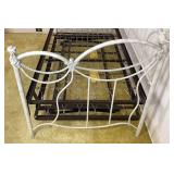 Vintage White Metal Daybed with Trundle