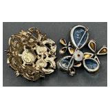 Beautiful Assortment of Vintage Necklaces, Brooches, Rings, Jewelry Boxes and Sequin Collar