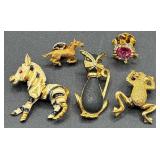 Beautiful Assortment of Vintage Necklaces, Brooches, Rings, Jewelry Boxes and Sequin Collar