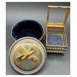 Beautiful Assortment of Vintage Necklaces, Brooches, Rings, Jewelry Boxes and Sequin Collar