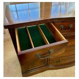 Vintage Broyhill Lenior House Traditional Duncan Phyfe Style Sideboard/Buffet