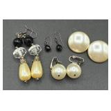 Vintage Glitz and Glam Style Necklaces, Earrings and Bracelets