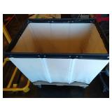 Royal 12 Bushel Rolling Basket Truck