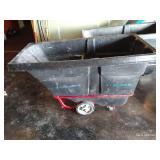 Rubbermaid Heavy Duty 1/2 Cubic Yard Tilt Truck