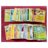 (100) Pokemon Cards