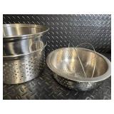 Aluminum Cookware Set: Mixing Bowls, Strainer, Steamer, Lids, Sheet Pans