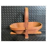 Vintage Round Wicker Basket & Floral Painted Wood Decor - 5-Piece Set