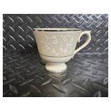 Lenox Ambassador Collection Pearl Innocence Dinnerware Set - Made in USA