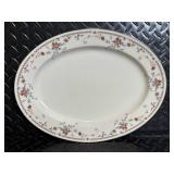 Noritake Ivory China Adagio 7237 Dinnerware Set - Floral Border with Cups & Saucers (Japan)