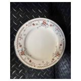 Noritake Ivory China Adagio 7237 Dinnerware Set - Floral Border with Cups & Saucers (Japan)