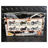 Harley-Davidson 1:18 Maisto Die-Cast Motorcycles - (Lot of 5)