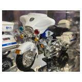 Harley-Davidson Maisto 1:18 Collector Edition Police Motorcycle 4-Pack