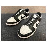 Nike Dunk Lows - Womens 8.5 Mens 7