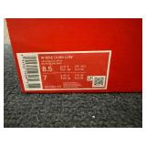 Nike Dunk Lows - Womens 8.5 Mens 7