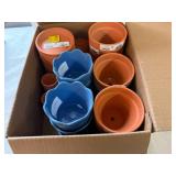 10x 4" Clay Pots with Bottoms, 8x 2" Clay pots& 6 Cermanic Planters & 1 Clay Pot with Plastic