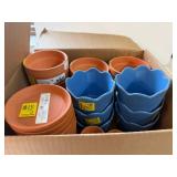 10x 4" Clay Pots with Bottoms, 8x 2" Clay pots& 6 Cermanic Planters & 1 Clay Pot with Plastic