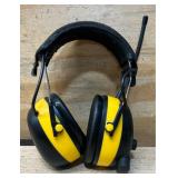 3M WorkTunes AM/FM hearing protection headphones