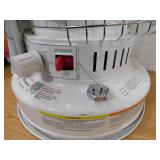 DuraHeat Portable Convection Kerosene Heater Provides 23,800 Btu