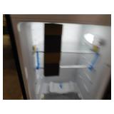 Vissani 7.2 cu. ft. Top Freezer Refrigerator in Fingerprint Resistant Stainless Steel Look