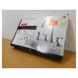 Delta Everly 2-Handle Standard Kitchen Faucet with Spray in Stainless