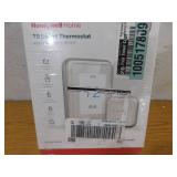 Honeywell Home T9 WiFi 7-Day Programmable Smart Thermostat with Touchscreen Display and Smart Room Sensor
