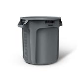 Rubbermaid Commercial Products BRUTE 10 Gal. Grey Round Vented Plastic Outdoor Trash Can with Lid for Offices/Warehouses/Commercial Environments