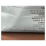 Lindt Lindor Coconut Milk Chocolate Truffles 5.1 oz (144 g) - 6-Pack