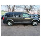 2011 DODGE GRAND CARAVAN MAINSTREET *No Accidents* (NO RESERVE)