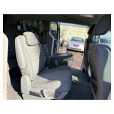 2009 CHRYSLER TOWN AND COUNTRY TOURING *No Accidents* (NO RESERVE)