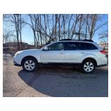 2011 SUBARU OUTBACK 2.5I LIMITED *Prior Certified Pre-Owned | No Accidents | All Wheel Drive* (NO RESERVE)